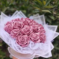 گل رز روبانی