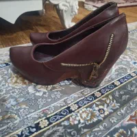 کفش|کیف، کفش، کمربند|رامهرمز, |دیوار