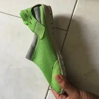 کتونی پیاده روی و کفش چرم اصل