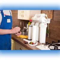 سرویس کار تصفیه آب (فروش نصب تعمیر تعویض فیلتر)