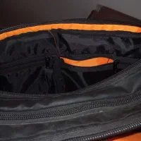 کیف لب تاب|کیف، کفش، کمربند|ری, منصوریه منگل|دیوار