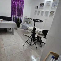 اتاق 9متری و تخت و میزناخن|اجارهٔ دفتر کار، اتاق اداری، مطب|پاکدشت, پاکدشت (مامازند)|دیوار