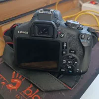 دوربین عکاسی 2000Dکنون|دوربین عکاسی و فیلمبرداری|همدان, |دیوار