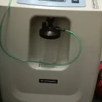 دستگاه اکسیژن ساز ۵ لیتری dynmed و دستگاه ساکشن