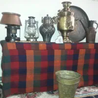 مقداری لوازم قدیمی