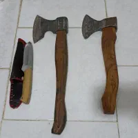 تبر وچاقو