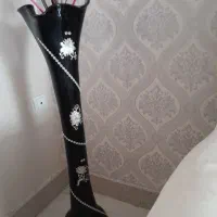 گلدان شیشه ای وگل شکوفه