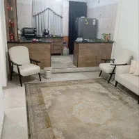 75 متر mtr/دوخواب شیک* آسانسور*بر خیابان خیام*