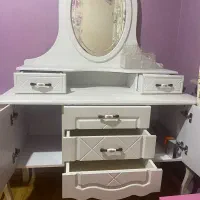 میز ارایش|تخت و سرویس خواب|رشت, شهرک آیت الله منتظری|دیوار