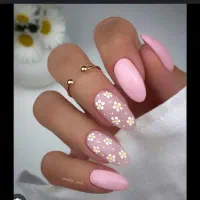 استخدام ناخن کار با تجربه