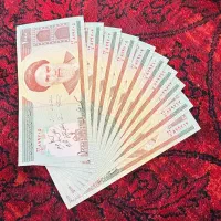 اسکناس ۱۰۰ تومانی قدیمی کاملا نو