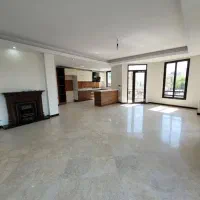 ۱۳۰ متر /۳ خواب/ سالن سراسر پرده خور/ بهترین نقشه