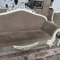 فروش‌مبل،میز‌ناهار‌خوری،ویترین،ساعت‌ایستاده