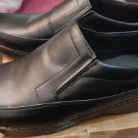 فروش کفش چرم ۴۲ نو