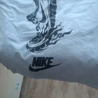 تی شرت و کتونی