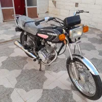 موتور  تک پر ۱۲۵خیلی تمیز پلاک ملی مدارک تکمیل