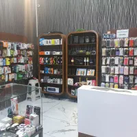 واگذاری مغازه با دکور و وسایل کامل و تنها دکور|لوازم جانبی موبایل و تبلت|بجنورد, |دیوار