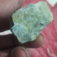 فروش چند عدد سنگ قیمتی