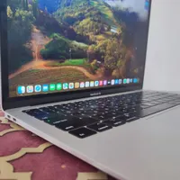 مک‌بوک ایر ۲۰۱۸  رم ۱۶  SSD ۲۵۶  i5  تمیز|رایانه همراه|تهران, نارمک|دیوار