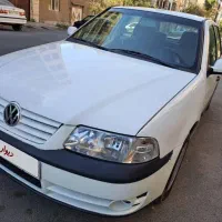 فولکس گل مدل ۸۶ بیرنگ و عروسک