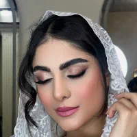 میکاپ تخصصی عروس و همراهی