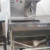 مرغ خورد کن و ترازوی باسکول دیجیتالی