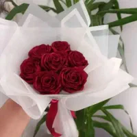 دسته گل روبانی فروخته میشود