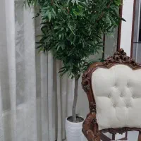 دوعددگلدان بزرگ مصنوعی