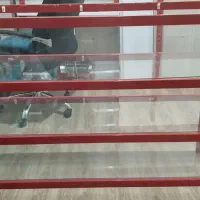 تعدادی قفسه یک عددویترین رگال وآویزلباس|فروشگاه و مغازه|گرمدره, |دیوار