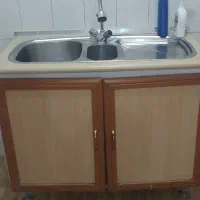 سینک تو کار و شیر در حد نو.و زیر سینکی