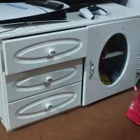 یک جفت کمد کودک و ویترین در حد نو