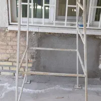چهارپایه بلند و محکم