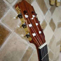 گیتار فلامنکو اسپانیایی CONDE HERMANOS|گیتار، بیس، امپلیفایر|تهران, سهروردی|دیوار