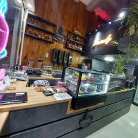 نیازمند همکار خانم در کافه