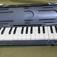 ملودیکا سوزوکی قدیمی