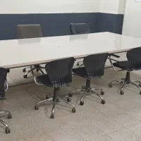 میز کنفرانس