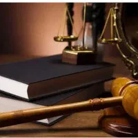 استخدام وکیل و کارآموز وکالت