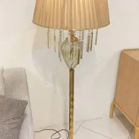 آباژور با آویز کوتاه|چراغ خواب و آباژور|خرم‌آباد, |دیوار