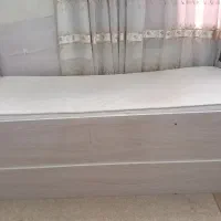 تخت تک نفره|تخت و سرویس خواب|شاهین‌شهر, شهرک ردانی پور|دیوار