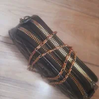 کیف‌کوچیک‌‌دو‌تا‌زیپ‌داره‌وه‌جا‌داره|کیف، کفش، کمربند|رشت, نخودچر|دیوار