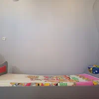 تخت و خوشخواب و دو تا کمد سالم و تمیز