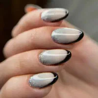 نیازمند مدل ناخن.ژلیش .کاشت و..