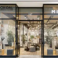 اجاره مغازه جنب میدان آزادی