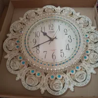 ساعت دیواری