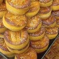 کارگاه قنادی سردرود نفرساده و نون پز نیازمندیم