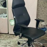 صندلی گیمینگ چرخشی و مناسب اداره ها