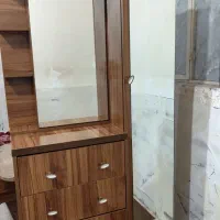 میز ارایش و کمد ام دی اف