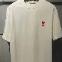 تیشرت ami ، تیشرت قلب قرمز ، تیشرت قلب A ، ترک