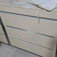 تخت دونفره همراه با دراور و ۲ عد پاتختی