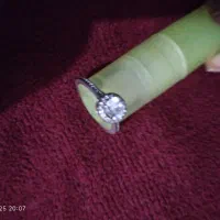 انگشتر تک نگین